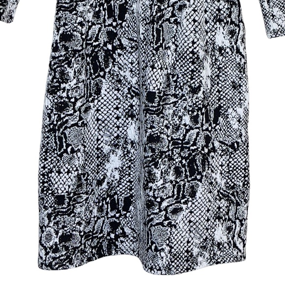 HD In Paris Anthropologie Snake Skin Print Size Small Faux Wrap Dress - Picture 8 of 9